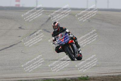 media/Nov-29-2025-TrackDaz (Sat) [[10ae2d9bce]]/B Group/Session 3 (Outside Grapevine)/